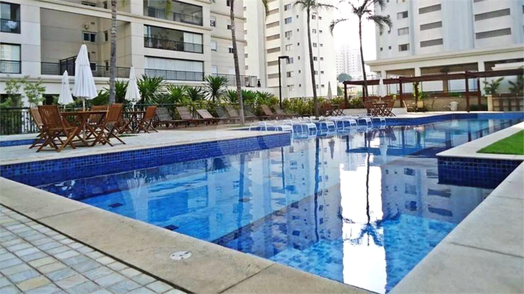 APARTAMENTO em SANTANA