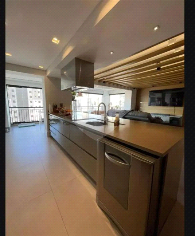 APARTAMENTO em SANTANA