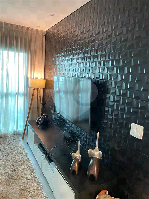 Apartamento VENDA Santa Cecília com 40,29m2, 1 quarto, sala, varanda, cozinha, banheiro e 1 vaga de garagem