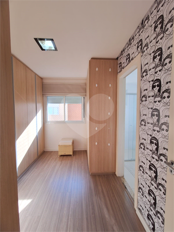 Casa de condomínio á venda no Bairro do Limão