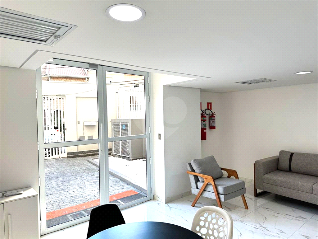 APARTAMENTO em SANTANA