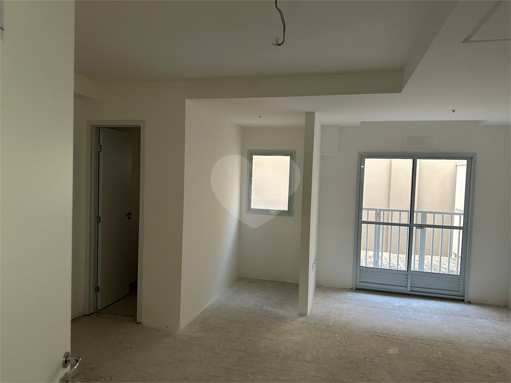 APARTAMENTO em SANTANA