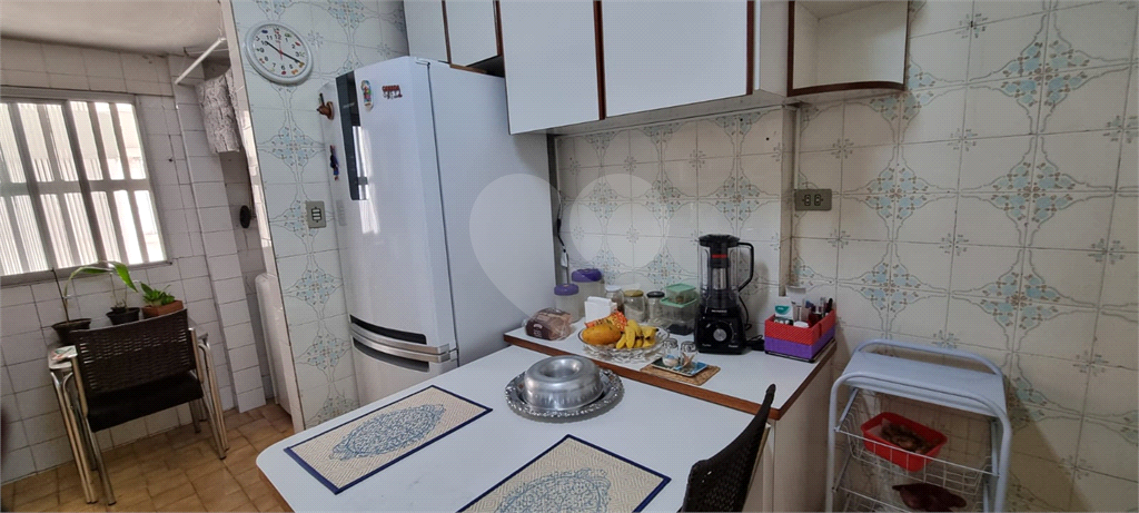 APARTAMENTO em SANTANA