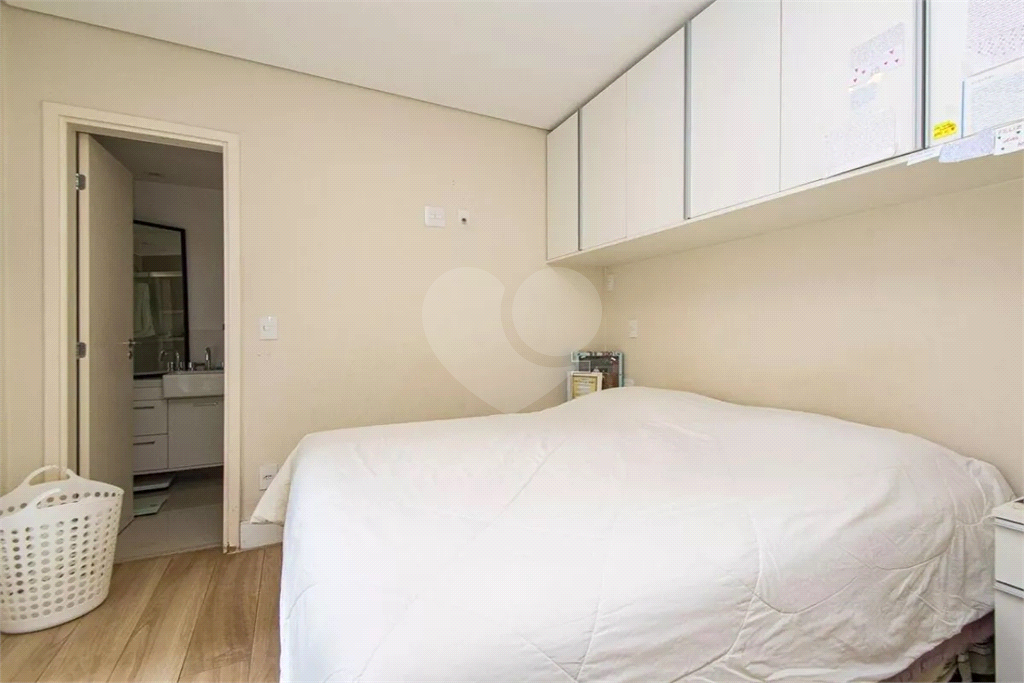 Apartamento Perdizes 3 suítes e 4 vagas de garagem 