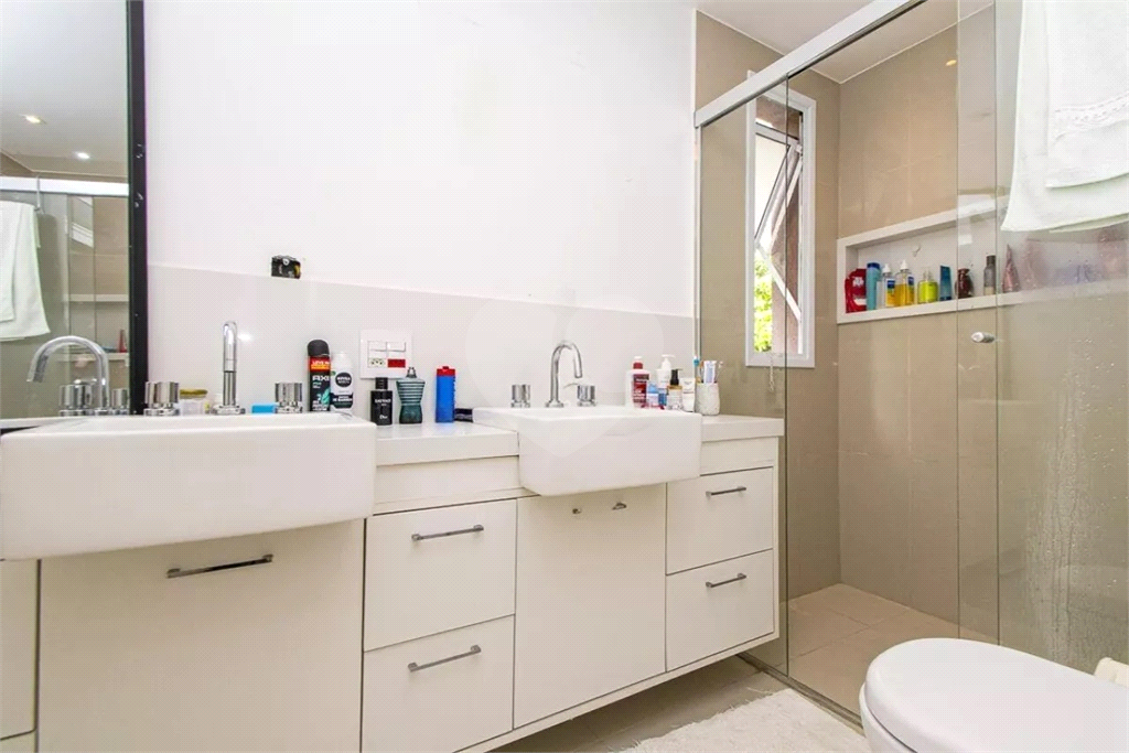 Apartamento Perdizes 3 suítes e 4 vagas de garagem 