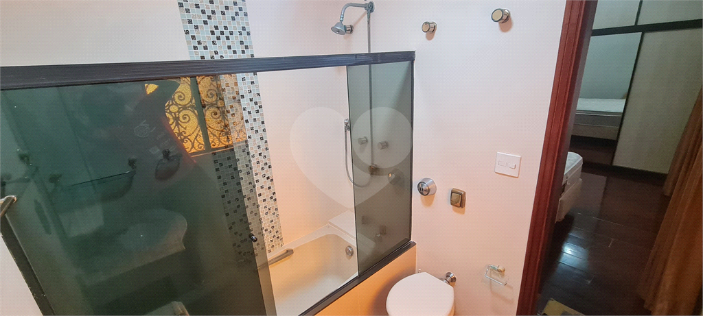 Sobrado à venda | 230m²| 4 Dormitórios ( 2 suítes) | 2 vagas em Vl.Izolina Mazzei| SP!
