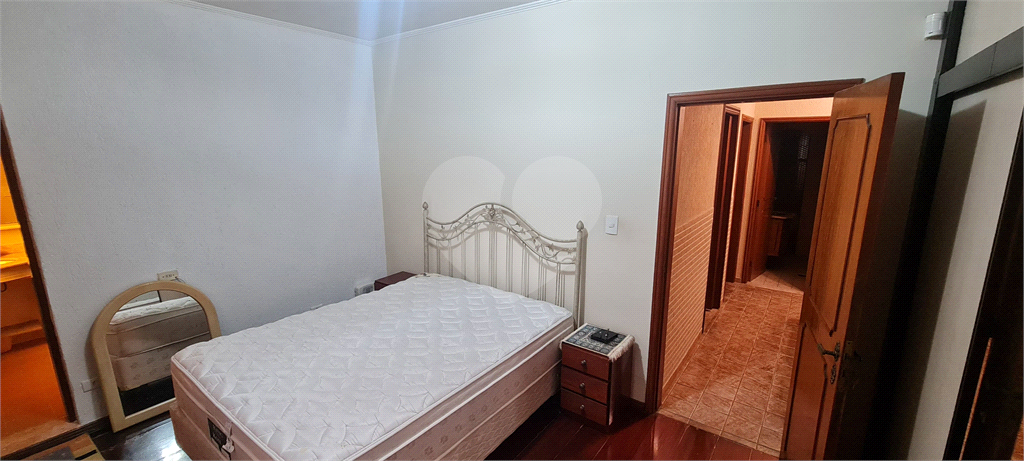 Sobrado à venda | 230m²| 4 Dormitórios ( 2 suítes) | 2 vagas em Vl.Izolina Mazzei| SP!
