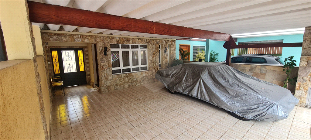 Sobrado à venda | 230m²| 4 Dormitórios ( 2 suítes) | 2 vagas em Vl.Izolina Mazzei| SP!