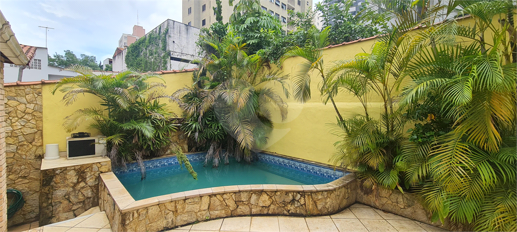 Sobrado à venda | 230m²| 4 Dormitórios ( 2 suítes) | 2 vagas em Vl.Izolina Mazzei| SP!
