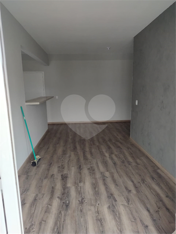 Apartamento à venda com 3 quartos, 80m² - Foto 1
