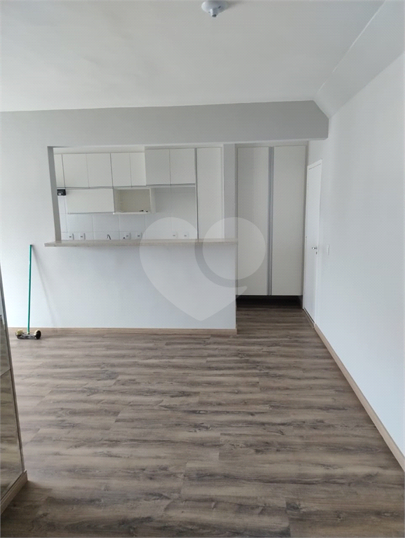 Apartamento à venda com 3 quartos, 80m² - Foto 7