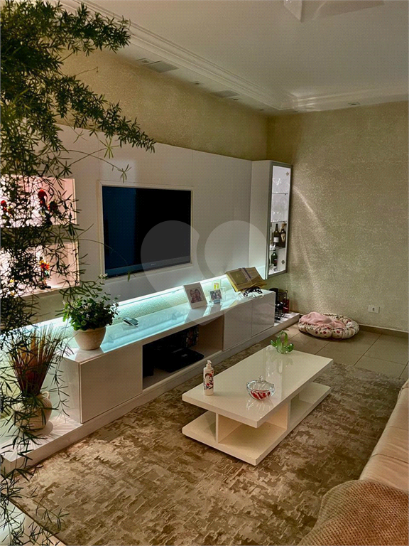 Sobrado à venda na Vila Maria com 135m²