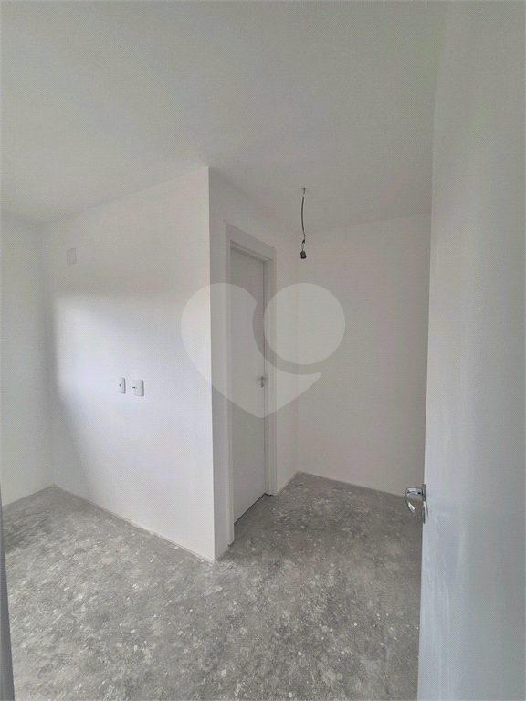Apartamento à Venda no Elo Duo Caminhos da Lapa — 69m², 3 Dormitórios, 1 Suíte e 1 Vaga de Garagem