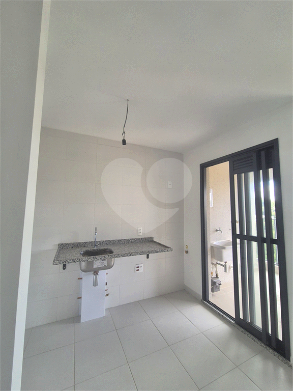 Apartamento à Venda no Elo Duo Caminhos da Lapa — 69m², 3 Dormitórios, 1 Suíte e 1 Vaga de Garagem