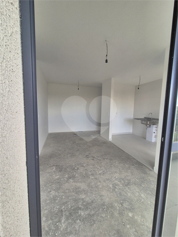 Apartamento à Venda no Elo Duo Caminhos da Lapa — 69m², 3 Dormitórios, 1 Suíte e 1 Vaga de Garagem
