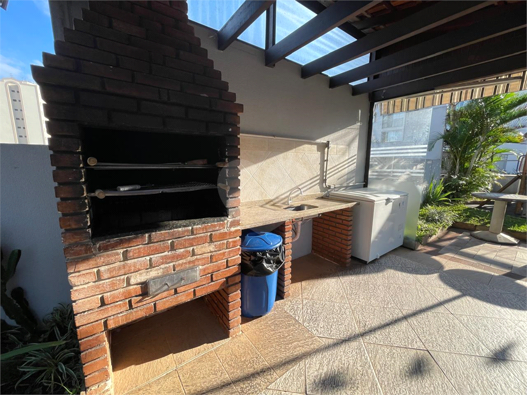 Belíssimo apartamento com 2 dormitórios, 1 banheiro e uma vaga de garagem.- Bairro do Limão