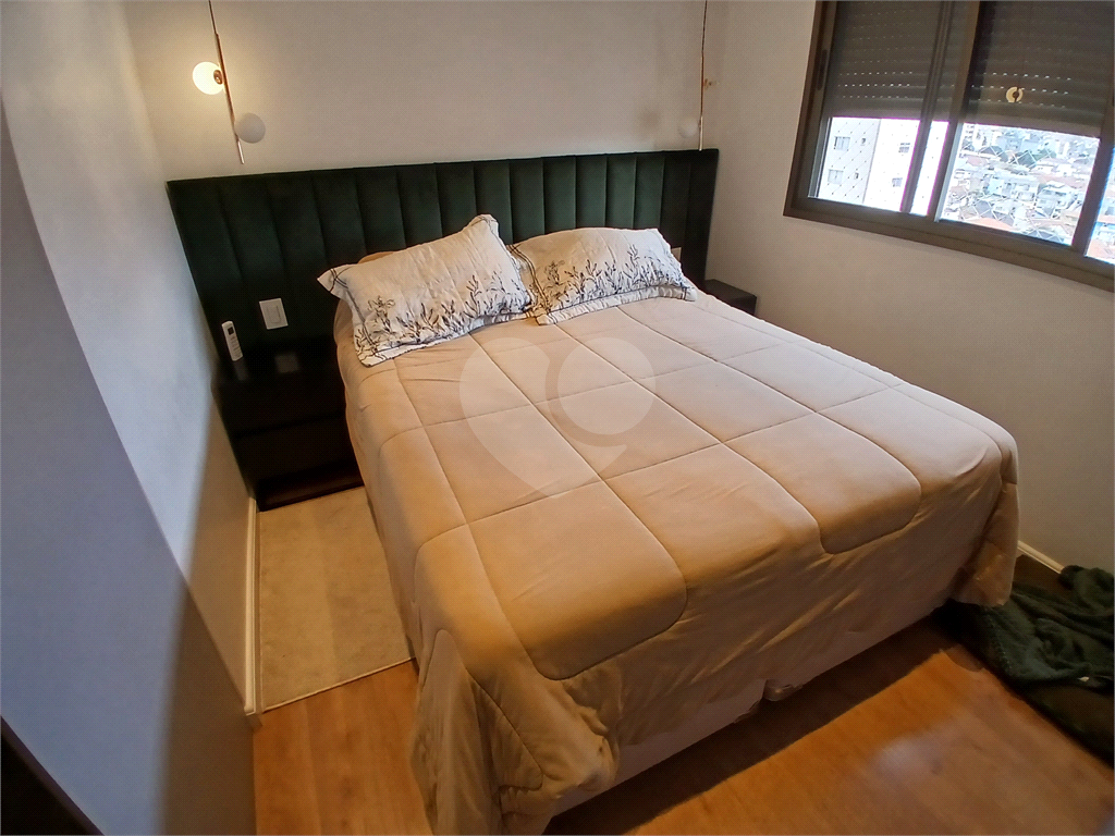 Apartamento impecável à venda com varanda gourmet em andar alto.