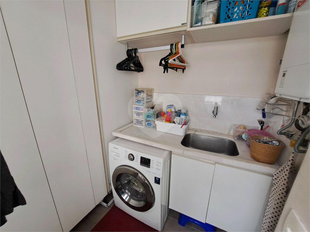 APARTAMENTO em PERDIZES