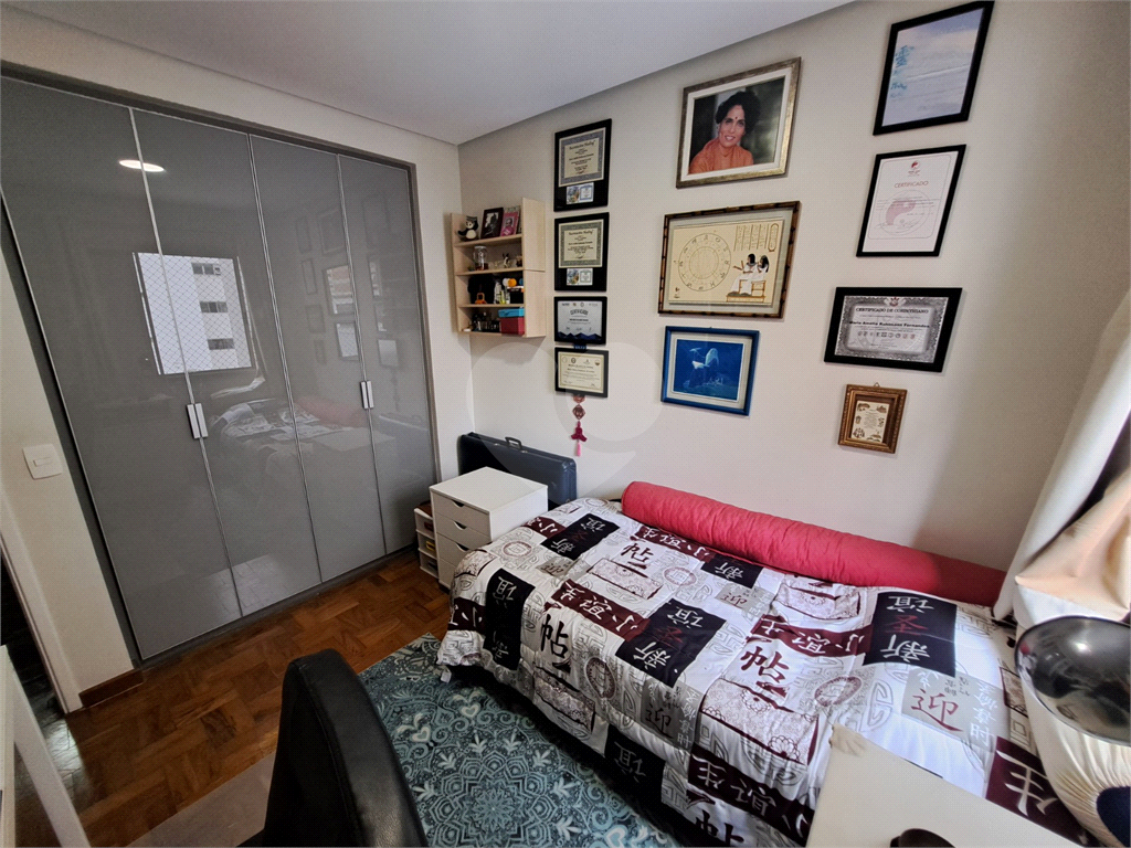APARTAMENTO em PERDIZES