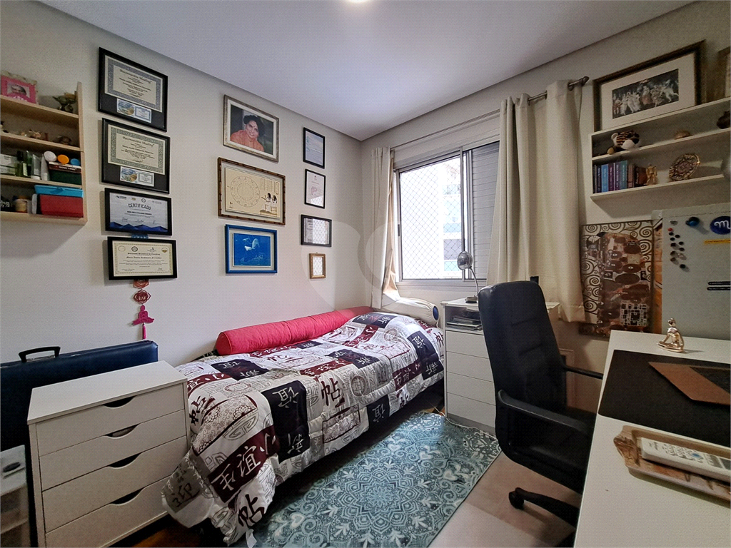 APARTAMENTO em PERDIZES