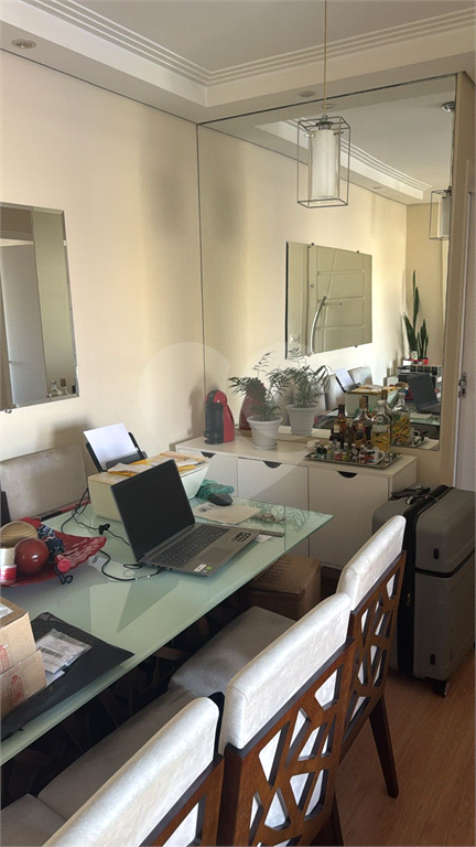 Apartamento à venda com 2 quartos, 54m² - Foto 11