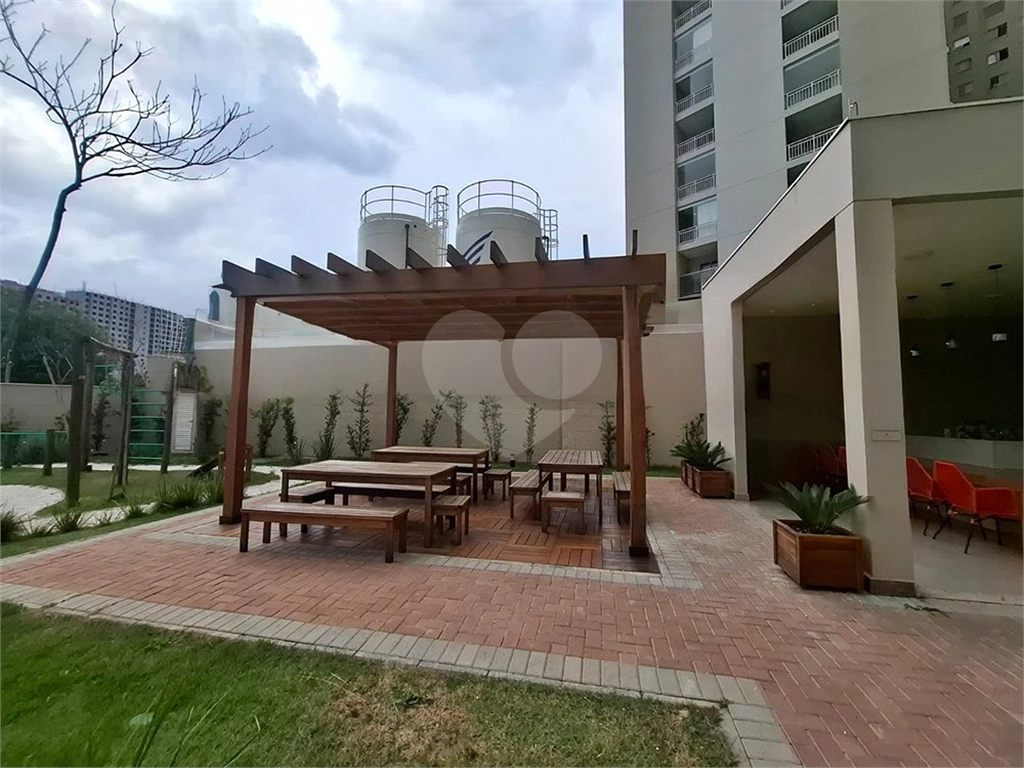 Apartamento a venda com 2 dormitórios em 42 m² na barra Funda