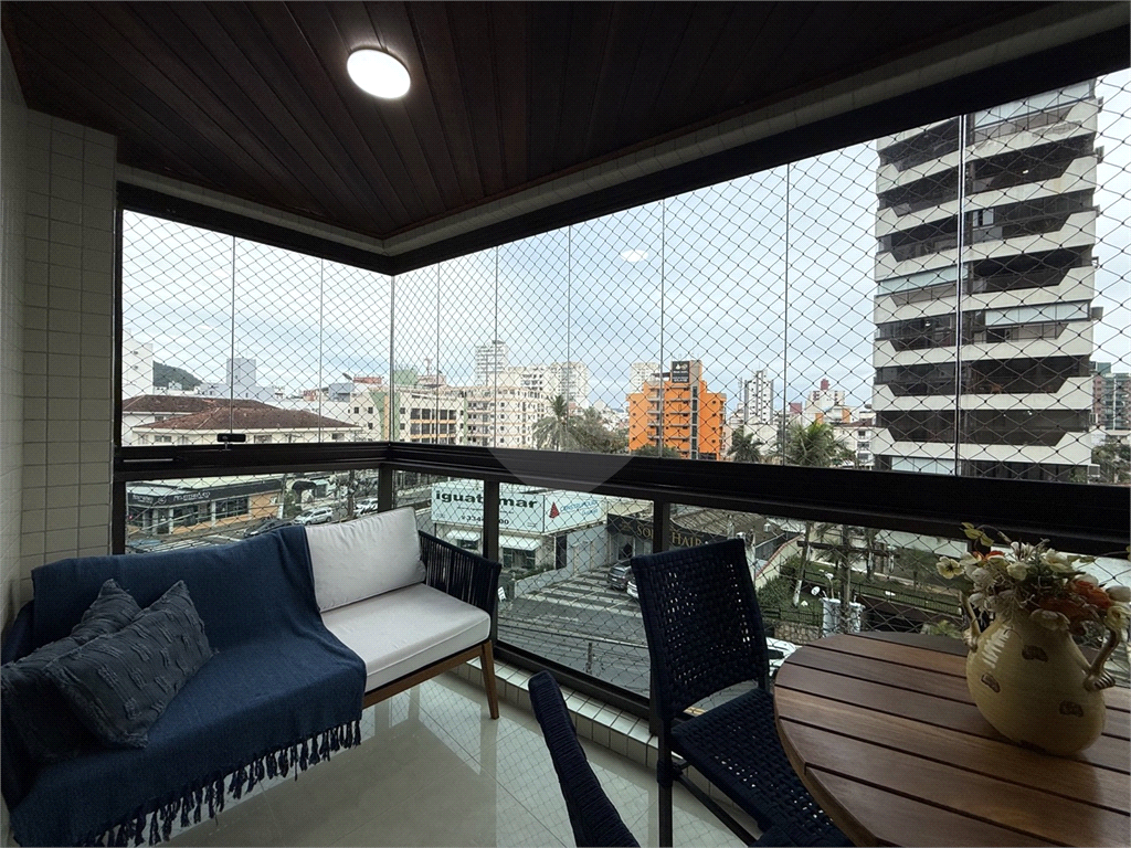 Confortável Apartamento de 4 dorms, 2 suítes, de 152 m2 na Av. General Rondon - Astúrias 