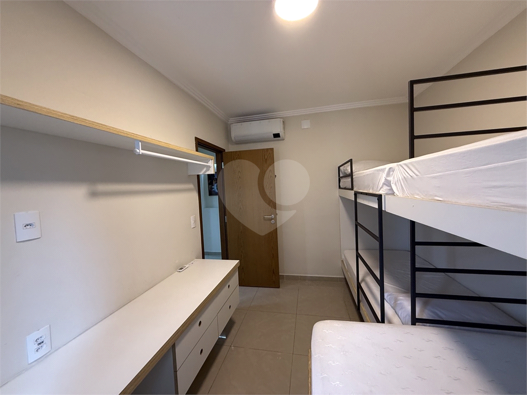 Confortável Apartamento de 4 dorms, 2 suítes, de 152 m2 na Av. General Rondon - Astúrias 