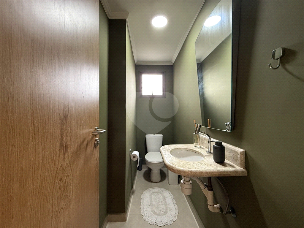 Confortável Apartamento de 4 dorms, 2 suítes, de 152 m2 na Av. General Rondon - Astúrias 