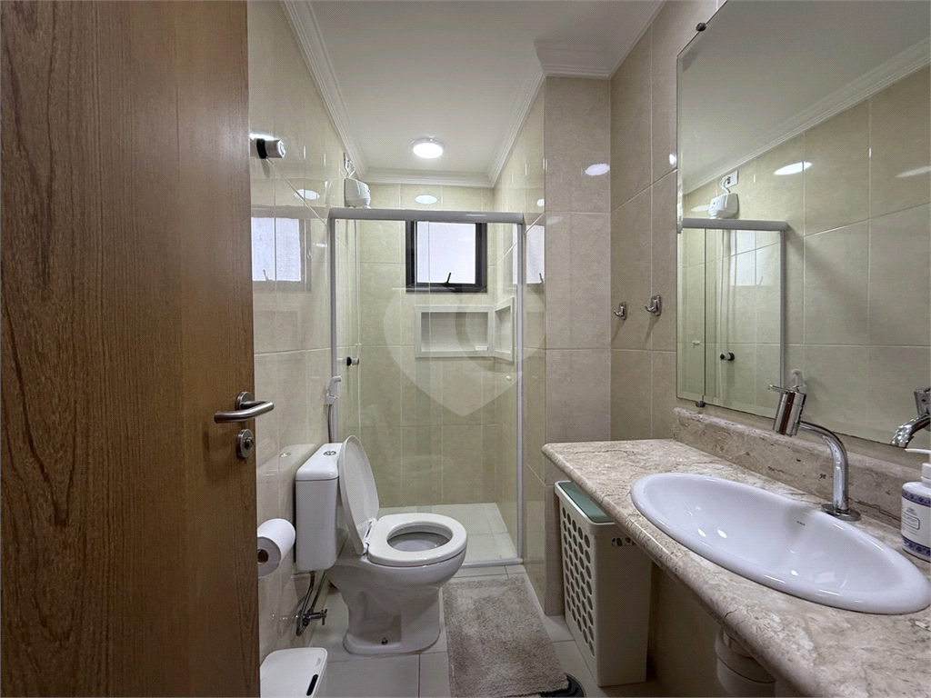 Confortável Apartamento de 4 dorms, 2 suítes, de 152 m2 na Av. General Rondon - Astúrias 