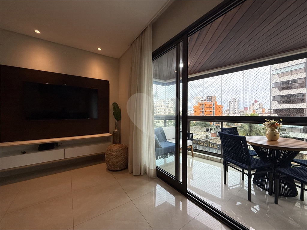 Confortável Apartamento de 4 dorms, 2 suítes, de 152 m2 na Av. General Rondon - Astúrias 