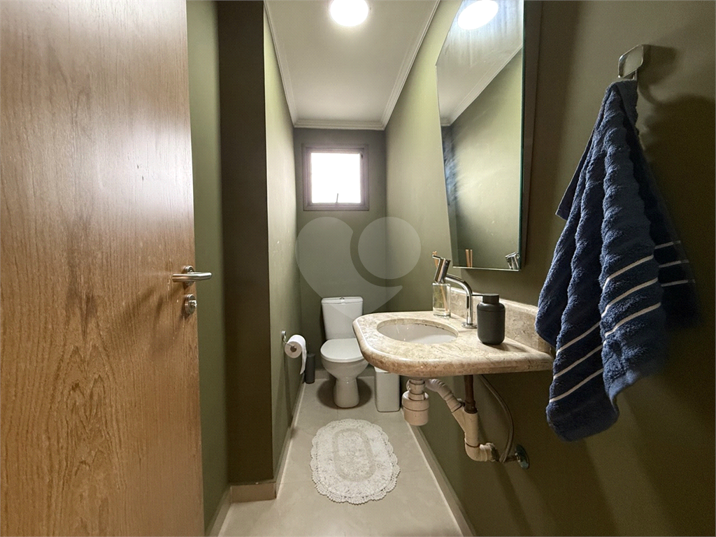 Confortável Apartamento de 4 dorms, 2 suítes, de 152 m2 na Av. General Rondon - Astúrias 