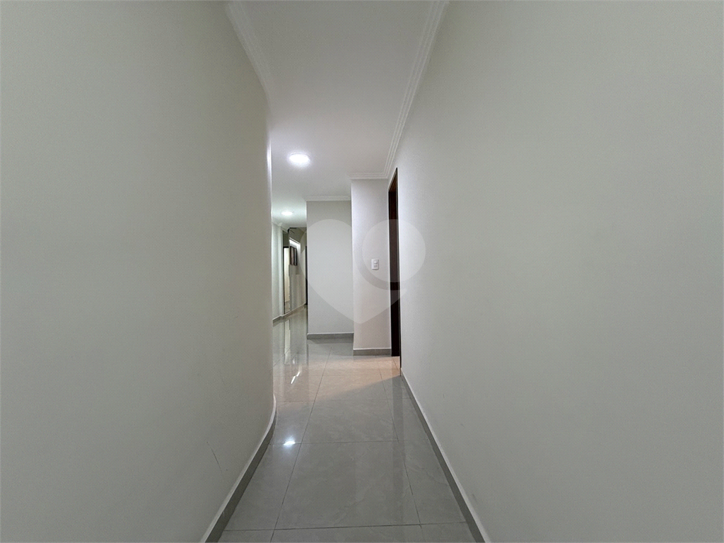 Confortável Apartamento de 4 dorms, 2 suítes, de 152 m2 na Av. General Rondon - Astúrias 