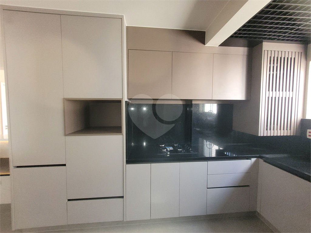 Apartamento na Rua Nova York no Brooklin - andar alto, totalmente reformado