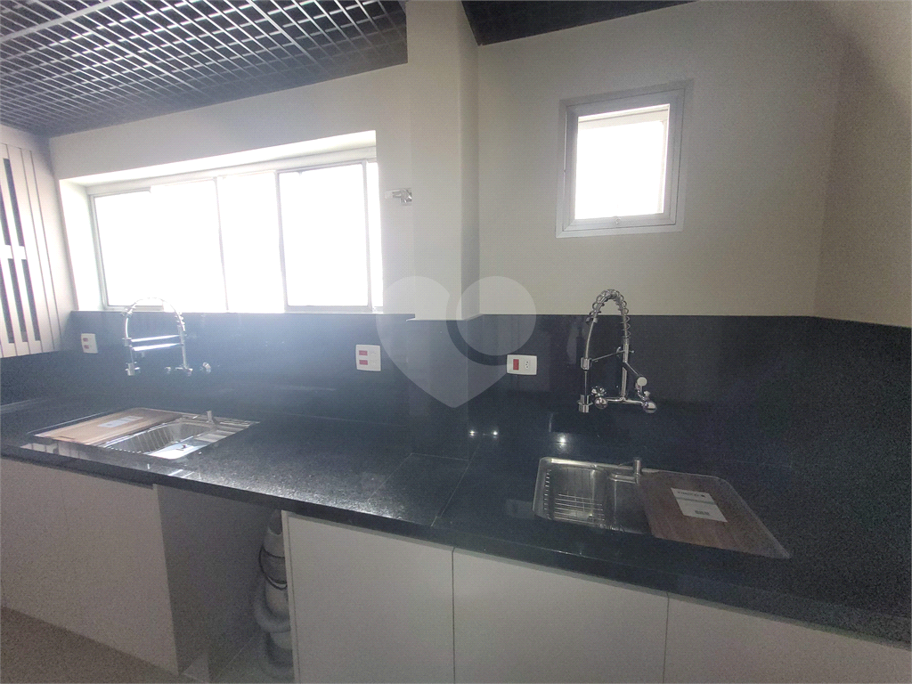 Apartamento na Rua Nova York no Brooklin - andar alto, totalmente reformado