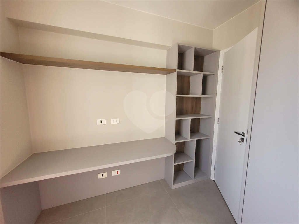 Apartamento na Rua Nova York no Brooklin - andar alto, totalmente reformado