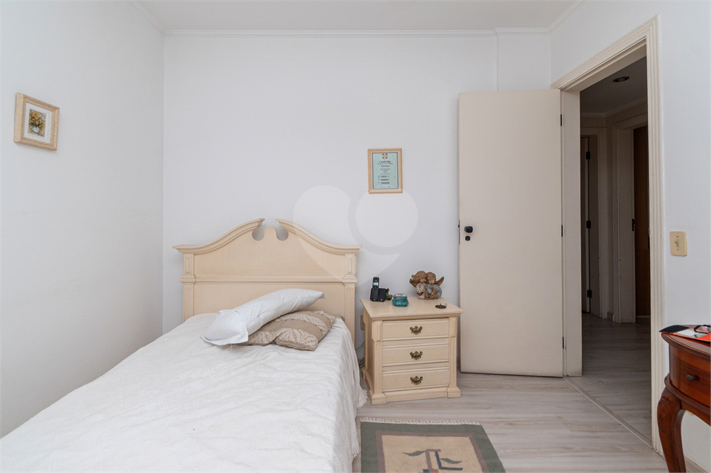 Apartamento - Perdizes 4 Dormitórios - 148 m²