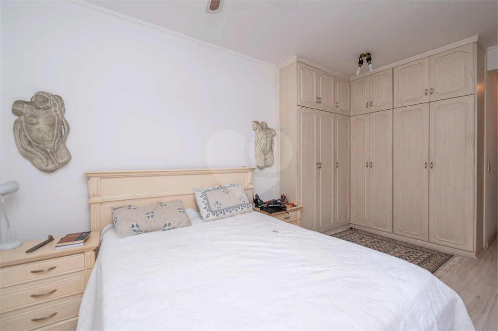 Apartamento - Perdizes 4 Dormitórios - 148 m²