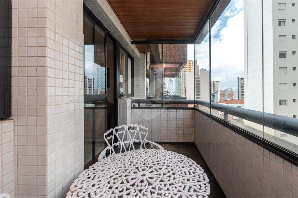 Apartamento - Perdizes 4 Dormitórios - 148 m²
