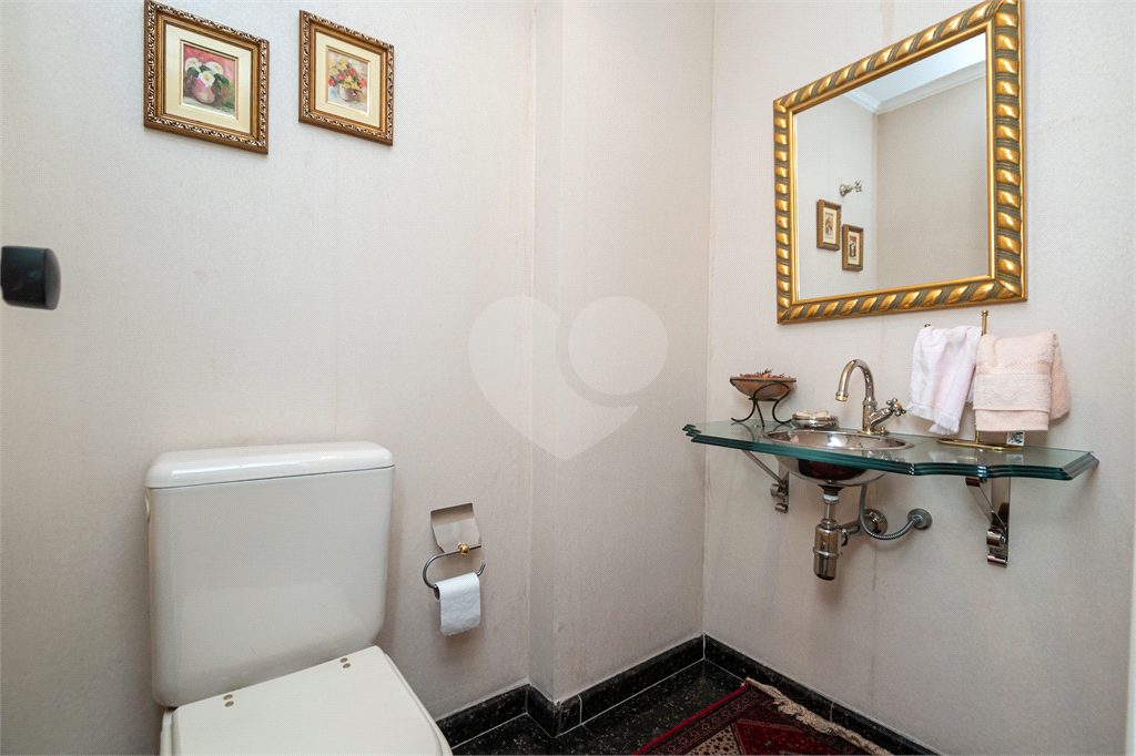 Apartamento - Perdizes 4 Dormitórios - 148 m²