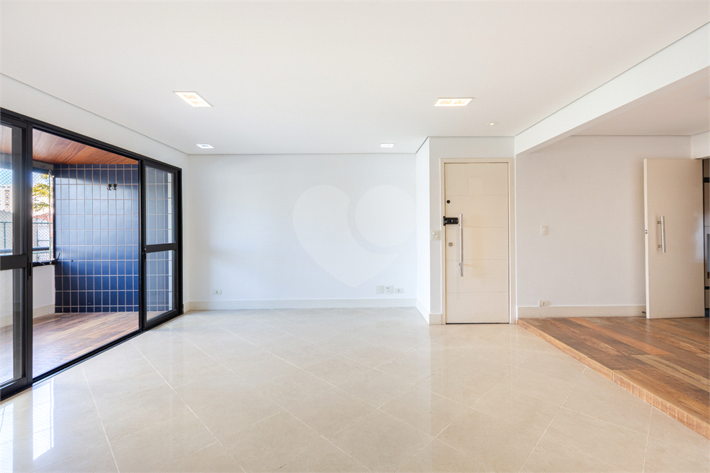 Apartamento - Perdizes  3 Dormitórios - 110 m² 
 