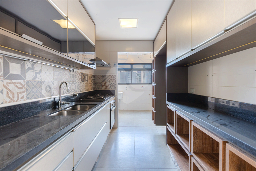 Apartamento - Perdizes  3 Dormitórios - 110 m² 
 