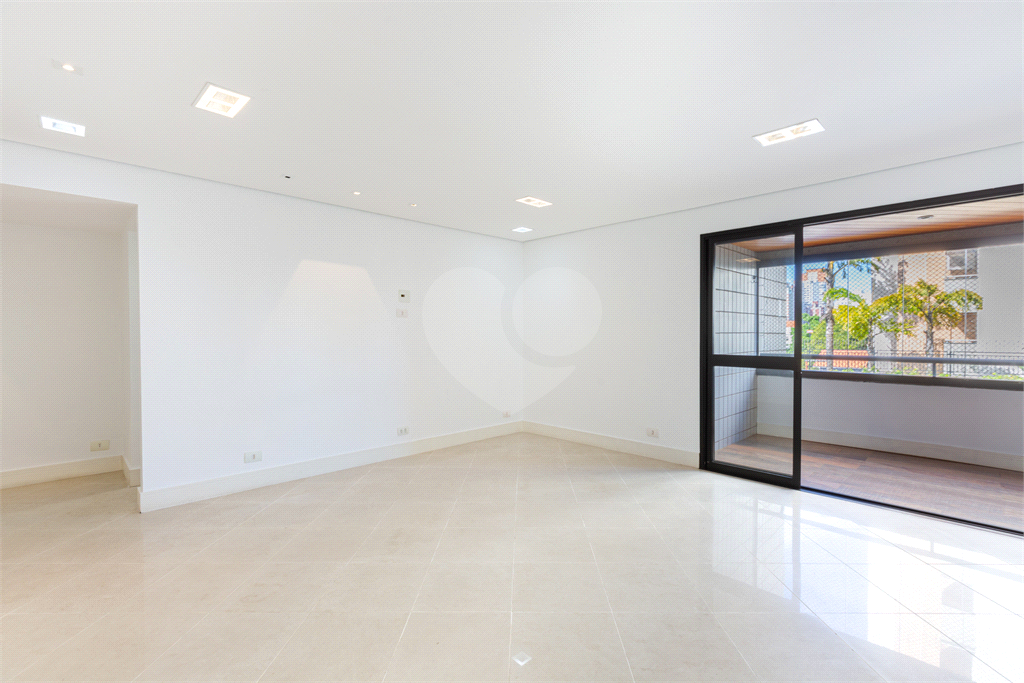 Apartamento - Perdizes  3 Dormitórios - 110 m² 
 