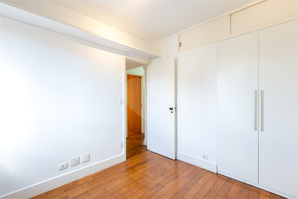 Apartamento - Perdizes  3 Dormitórios - 110 m² 
 