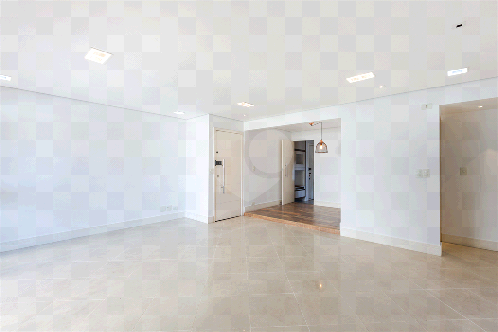 Apartamento - Perdizes  3 Dormitórios - 110 m² 
 