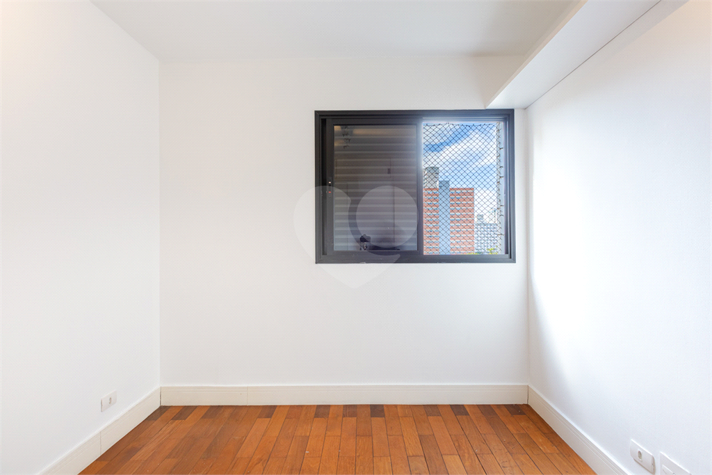 Apartamento - Perdizes  3 Dormitórios - 110 m² 
 