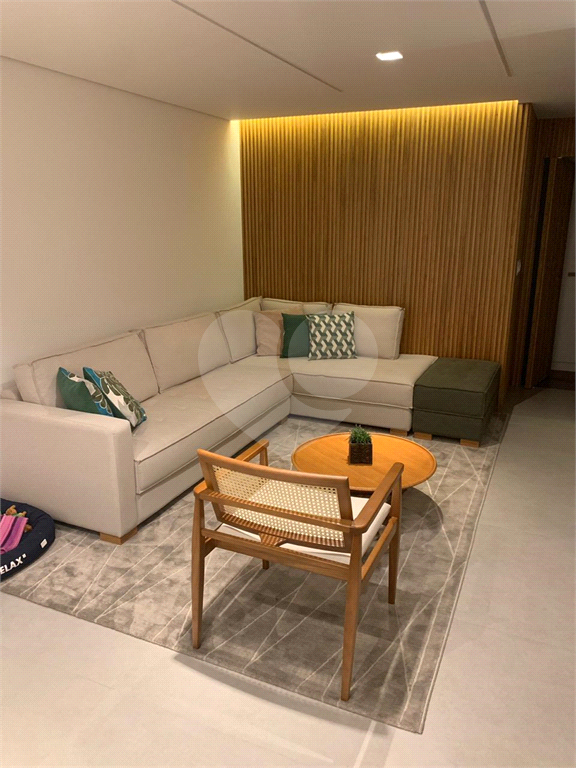 APARTAMENTO em BARRA FUNDA