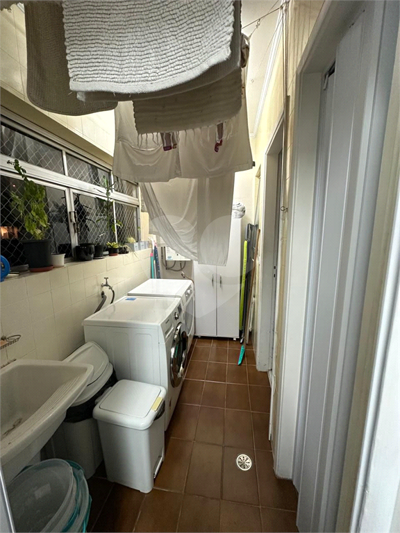 Apartamento - Perdizes - 3 Dormitórios - 126m²