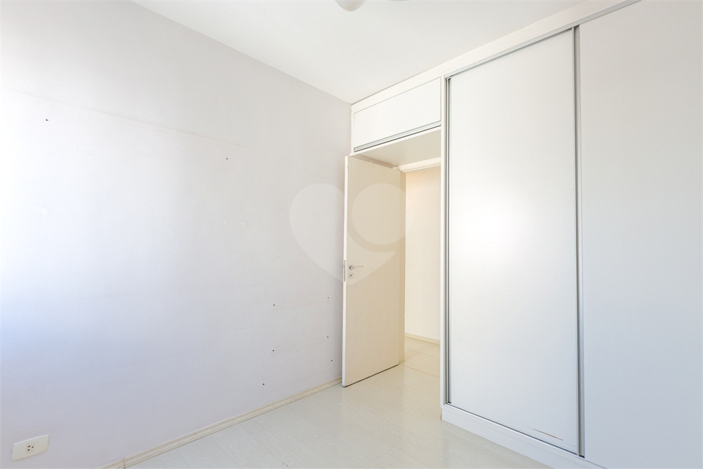 Apartamento - Perdizes - 3 Dormitórios - 126m²