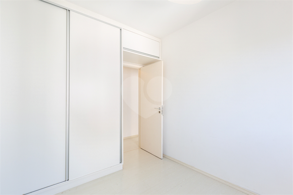 Apartamento - Perdizes - 3 Dormitórios - 126m²